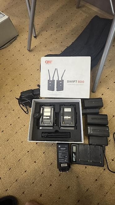 свет для видеосьемки: Профессиональный комплект для видеосъёмки Sony Состав: - Плечевая — 4