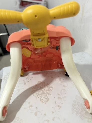 колеса для колясок: Развивающий толокар-ходунки для малышей 9–18 мес. - Яркая панель с — 3