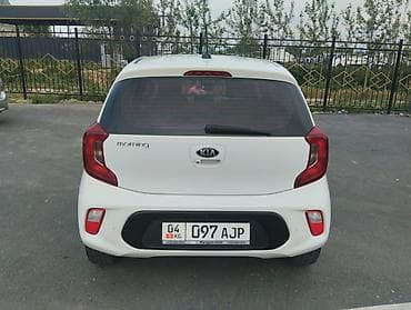 авто в такси: Kia Morning: 2017 г., 0.1 л, Вариатор, Газ, Хэтчбэк — 6