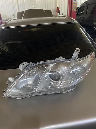 ej de: Передняя левая фара Toyota Б/у, Оригинал — 1