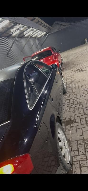 стекол: Audi A6: 2000 г., 2.6 л, Ручные, Бензин, Седан — 3