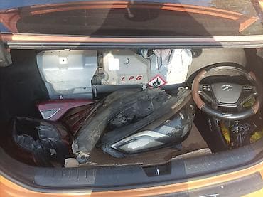 Автозапчасти: Комплект передних фар Hyundai Оригинал — 4