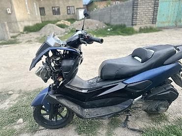 бишкек скутер: Макси-скутер 160 куб. см, Бензин, Колдонулган — 3