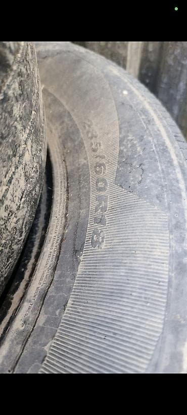 Комплект автомобильных шин 285/60 R18. Характеристики: - Размер