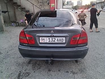китайские мини авто: Mitsubishi Carisma: 2003 г. — 1