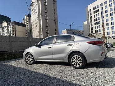 kia karnaval: Kia Rio: 2017 г., 1.6 л, Бензин, Седан — 2