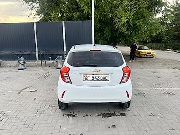 fit 2020: Chevrolet Spark: 2021 г., 1 л, Автомат, Бензин, Хэтчбэк — 4