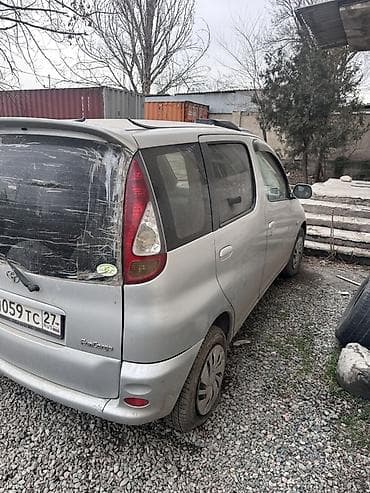 мини пикап: Toyota Funcargo: 2002 г., 1.5 л, Автомат, Бензин, Минивэн — 4