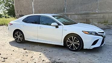 Продажа авто: Toyota Camry: 2020 г., 2.5 л, Вариатор, Гибрид, Седан — 3
