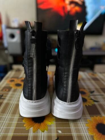сапоги из натурального меха и кожи: Продаю шикарные кожаные ботинки (весна,лето,осень)Пр.Турция.Фирма — 6