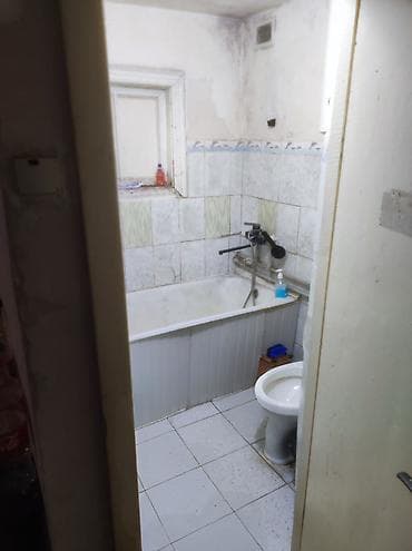 royal construction: 2 комнаты, 42 м², Сталинка, Цокольный этаж этаж, Старый ремонт — 7