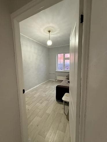 flat rent: 3 комнаты, Агентство недвижимости, С мебелью частично — 3