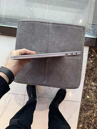 iphone 16 pro max: Apple MacBookPro 2017(серебристый алюминиевый корпус, серия с USB‑C) — 4