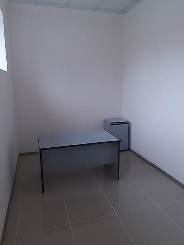 сдаю мясной павильон: Аренда офисов, 300 м², В административном здании, С системой безопасности, С юридическим адресом — 3