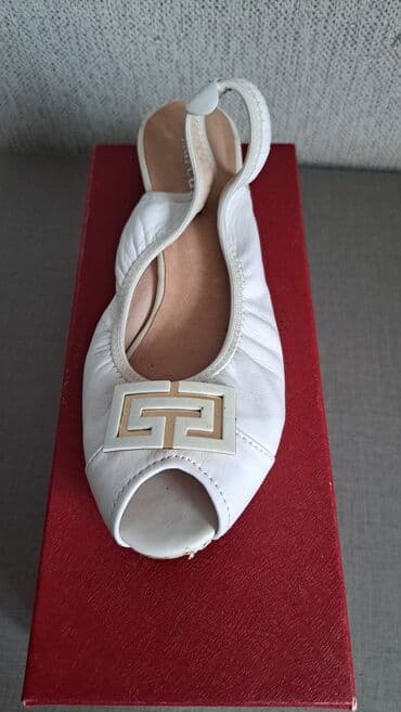 Туфли: Распродажа!!!! 2 + 1 !!! Покупаете 2 пары обуви, третья в подарок!!!! — 10