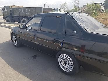 Продажа авто: Легковой автомобиль седан, черный цвет, 4 двери. Особенности и — 1
