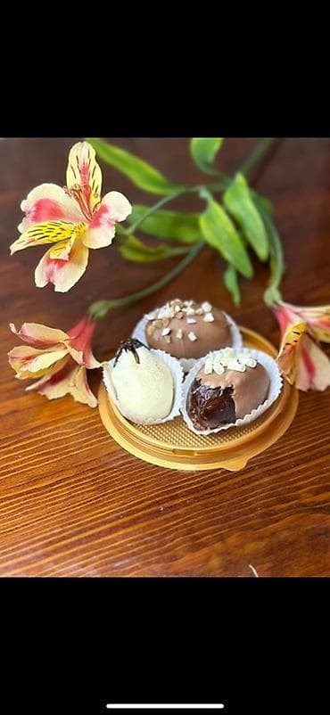 дубайский шоколад оригинал купить: Набор авторских конфет и королевских фиников в шоколаде. Отличный — 1