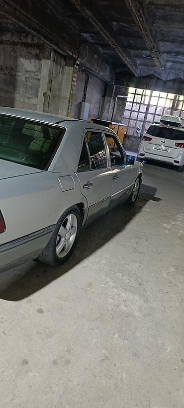 купить мерс с: Mercedes-Benz E-Class: 1994 г., 2 л, Механика, Бензин, Седан — 3