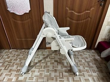 Парты: Продаю детский стульчик для кормления. Б/У.состояние отличноецена — 4