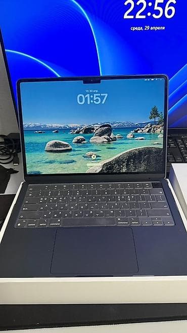 aifon 16: Apple MacBook Air 13 (2024) Процессор: M3 Оперативная память 16гб — 1
