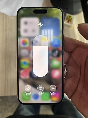 apple iphone 11: IPhone 15 Pro, Б/у, 256 ГБ, Серебристый, 100 % — 3