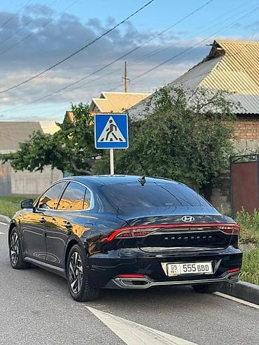 россрочка: Hyundai Grandeur: 2020 г., 2.4 л, Автомат, Гибрид, Седан — 3