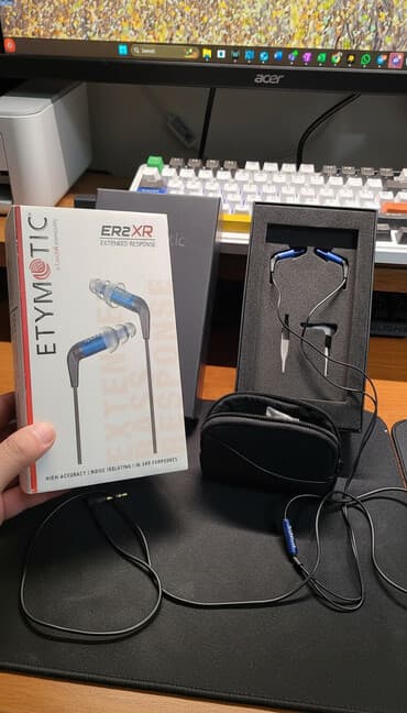наушники без проводов большие: Вакуумные, Etymotic, Б/у, Проводные, Классические — 1
