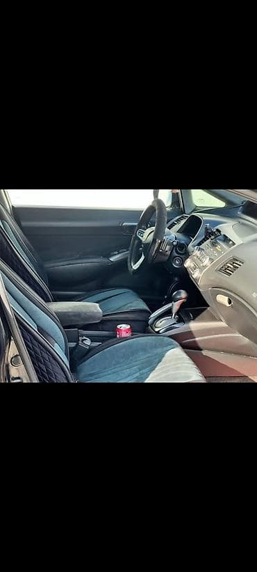 Унаа сатуу: Honda Civic: 2008 г., 1.8 л, Автомат, Бензин, Вэн/Минивэн — 6