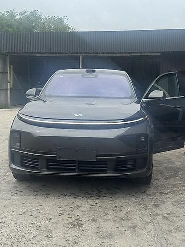 Lixiang L7: 2025 г., 1.5 л, Автомат, Гибрид, Кроссовер at lalafo.kg Lixiang L7: 2025 г., 1.5 л, Автомат, Гибрид, Кроссовер