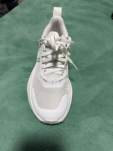 утепленные кроссовки бишкек: Мужские кроссовки, 36.5, Новый, цвет - Белый, Самовывоз — 1