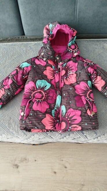 прокат карнавальных костюмов в бишкеке фото: Детская зимняя куртка GUSTI - Размер: 98 (на бирке указано 98 / 3) - — 1