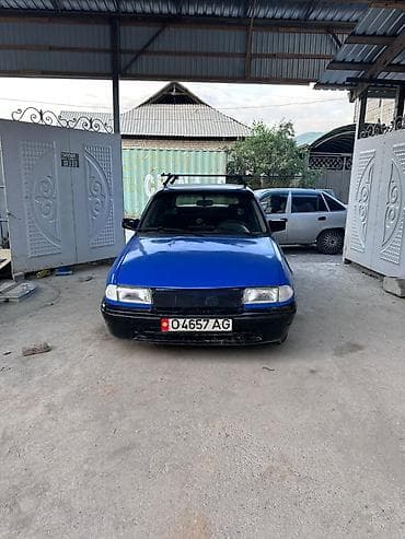 gps treker: Opel Astra: 1992 г., Хэтчбэк — 1