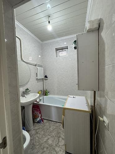 osh flat: Продается 4-х комнатный дом 📍район Верхний орок продается с мебелью — 4