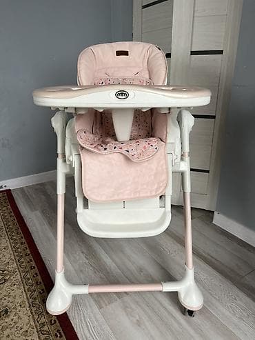 Детская мебель: Детский стульчик для кормления, розово‑белый. - Регулировка по — 2