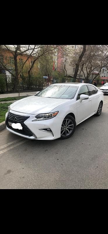 Lexus ES: 2018 г., 2.5 л, Вариатор, Гибрид, Седан