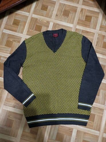 Спецодежда: Кофты, свитера, водолазки, толстовки на рост 170, вес 60 Новые и б/у — 2