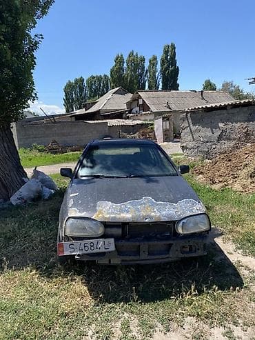 Унаа: Volkswagen Golf: 1993 г., 1.6 л, Кол менен иштөөчү, Бензин, Хетчбек — 3