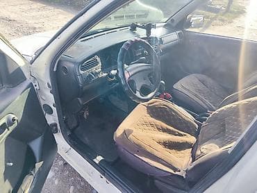 audi 90: Volkswagen Vento: 1992 г., 1.8 л, Механика, Бензин, Седан — 5