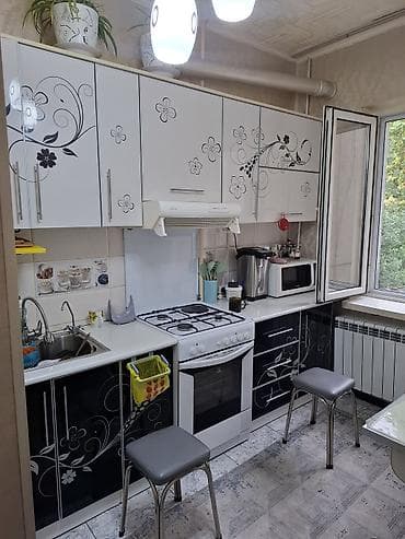green home: 2 комнаты, 50 м², 105 серия, 4 этаж, Евроремонт — 2