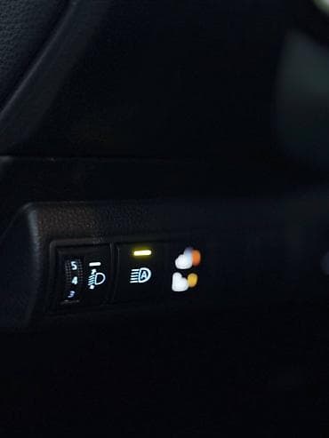 matiz 2009: Toyota Corolla: 2019 г., 1.8 л, Гибрид, Седан — 9