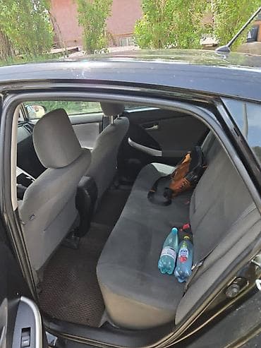 лексус ес 2003: Toyota Prius: 2015 г., 1.8 л, Автомат, Гибрид, Кроссовер — 4