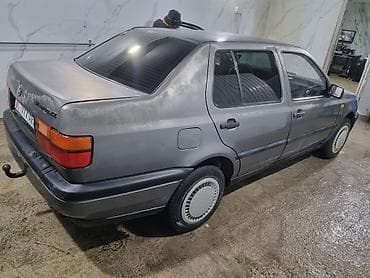 sprinter 2003: Volkswagen Vento: 1992 г., 1.8 л, Механика, Седан — 2