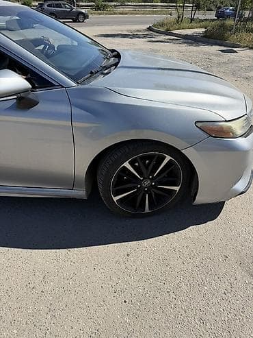 Колеса в сборе 235 / 40 / R 19, Лето, Б/у, Комплект, Легковые, Литые, отверстий - 5