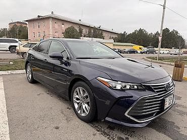 срочно продаю автомобил: Toyota Avalon: 2021 г., Автомат, Гибрид, Седан — 2