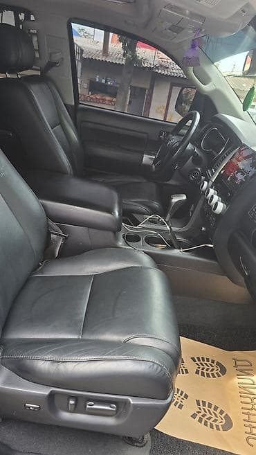Продажа авто: Toyota Sequoia: 2019 г., Автомат, Внедорожник — 2