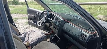 etari 700: Volkswagen Golf: 2003 г., 1.5 л, Вариатор, Бензин, Хэтчбэк — 6