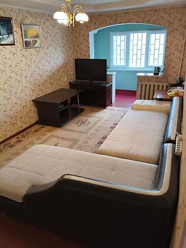комната берилет бишкек: 3 бөлмө, Менчик ээси, Толугу менен эмереги бар — 2