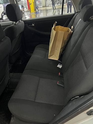 corolla e120: Toyota Corolla: 2007 г., 1.6 л, Автомат, Бензин, Хэтчбэк — 5