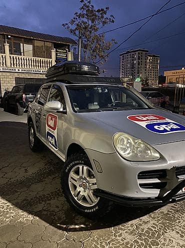 e53 4 8: Porsche Cayenne: 2004 г., 3.2 л, Типтроник, Газ, Внедорожник — 3