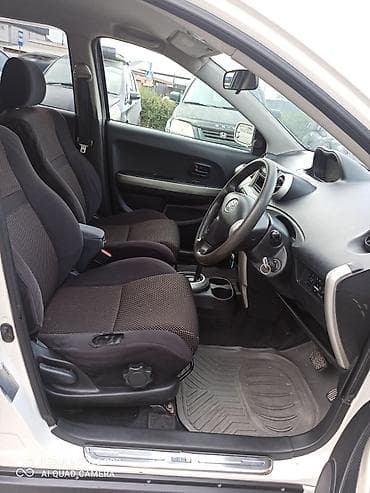 ist: Toyota Ist: 2002 г., 1.5 л, Автомат, Бензин, Хэтчбэк — 7